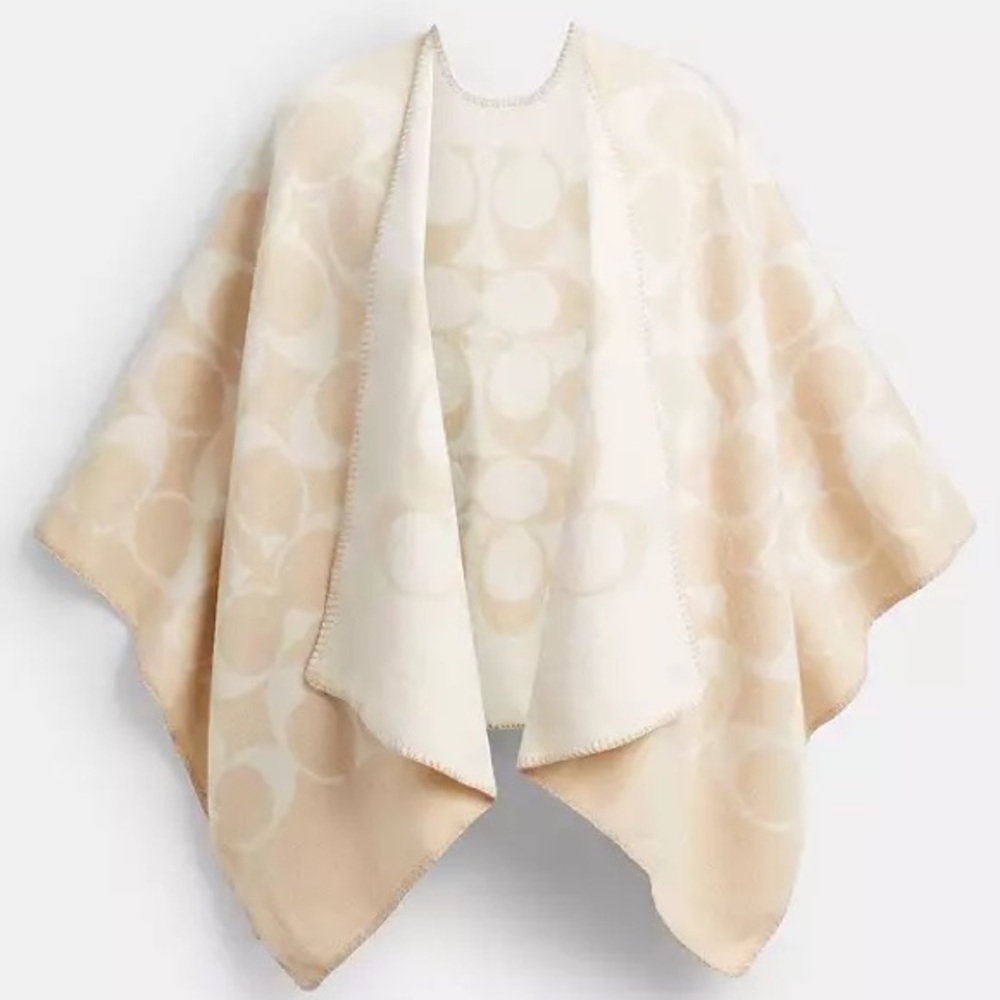 NWT COACH Maxi Signature Cape-Chalk 😍
